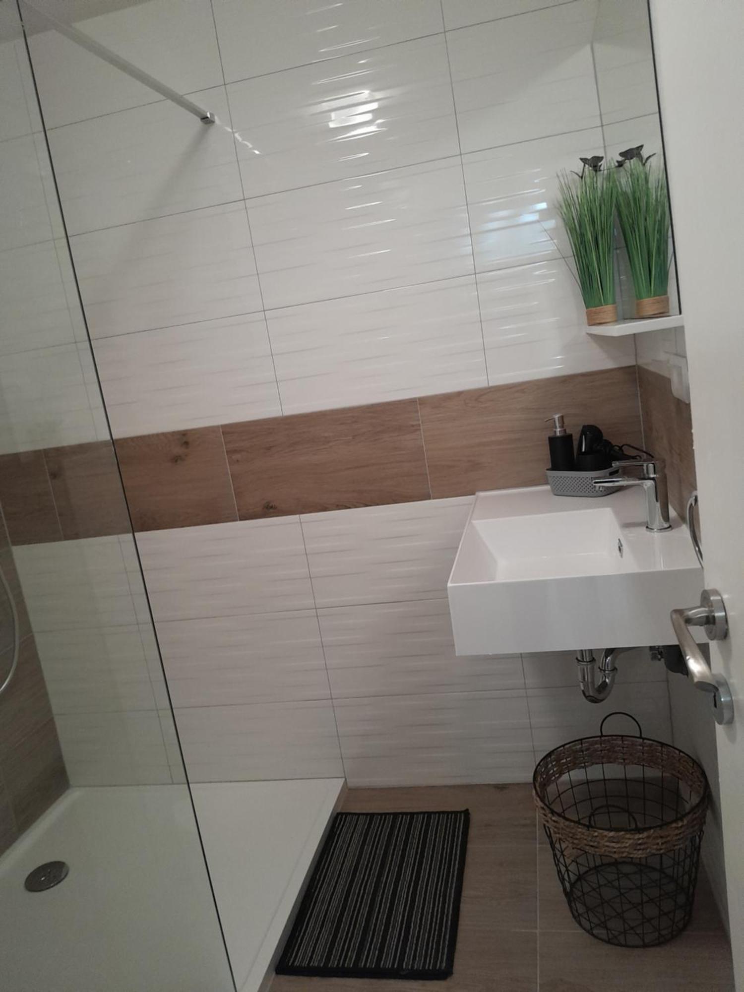 Seny Gold Apartment พูลา ภายนอก รูปภาพ