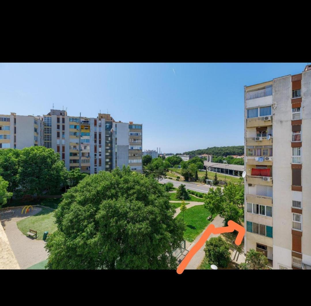 Seny Gold Apartment พูลา ภายนอก รูปภาพ